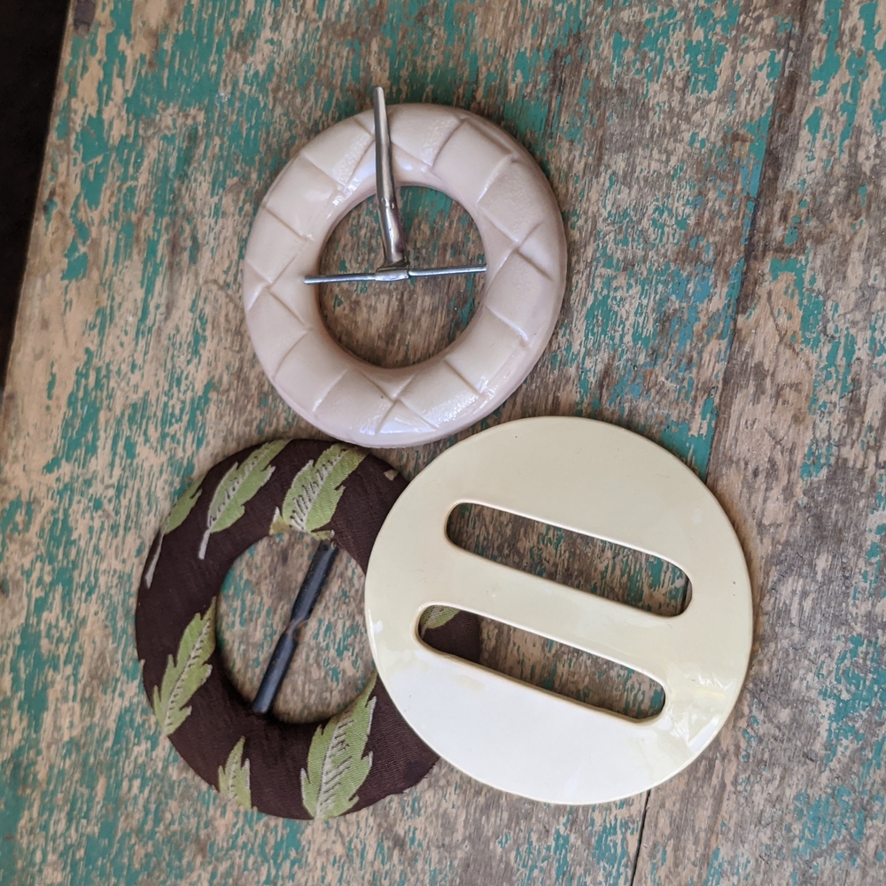 Lot of 3 Round Vintage Buckles - Cream Celluloid & Metal with Fabric